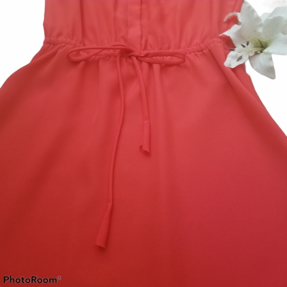 Spring sleeveless red dress - Picture 2 of 4
